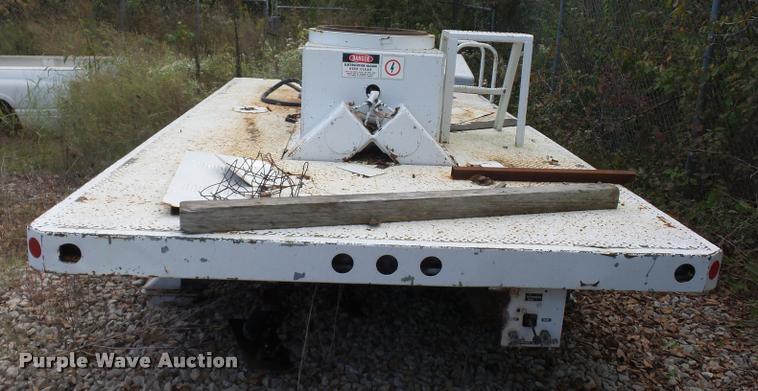 image for item L4291 12'L x 8'W bucket bed