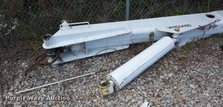 image for item L4291 12'L x 8'W bucket bed