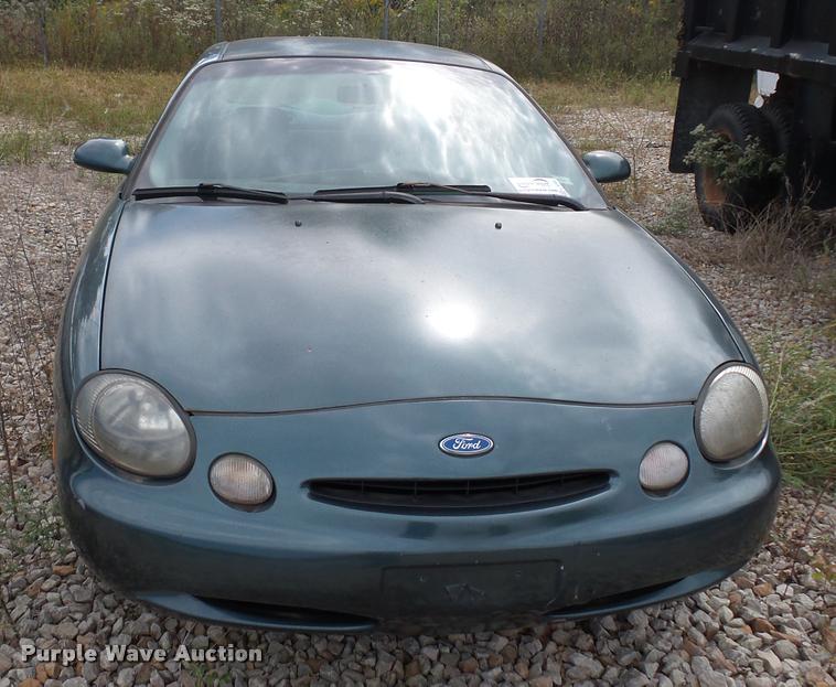 image for item L4295 1997 Ford Taurus