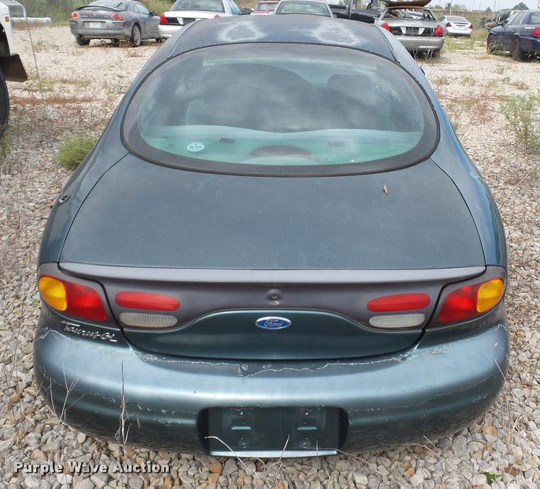image for item L4295 1997 Ford Taurus
