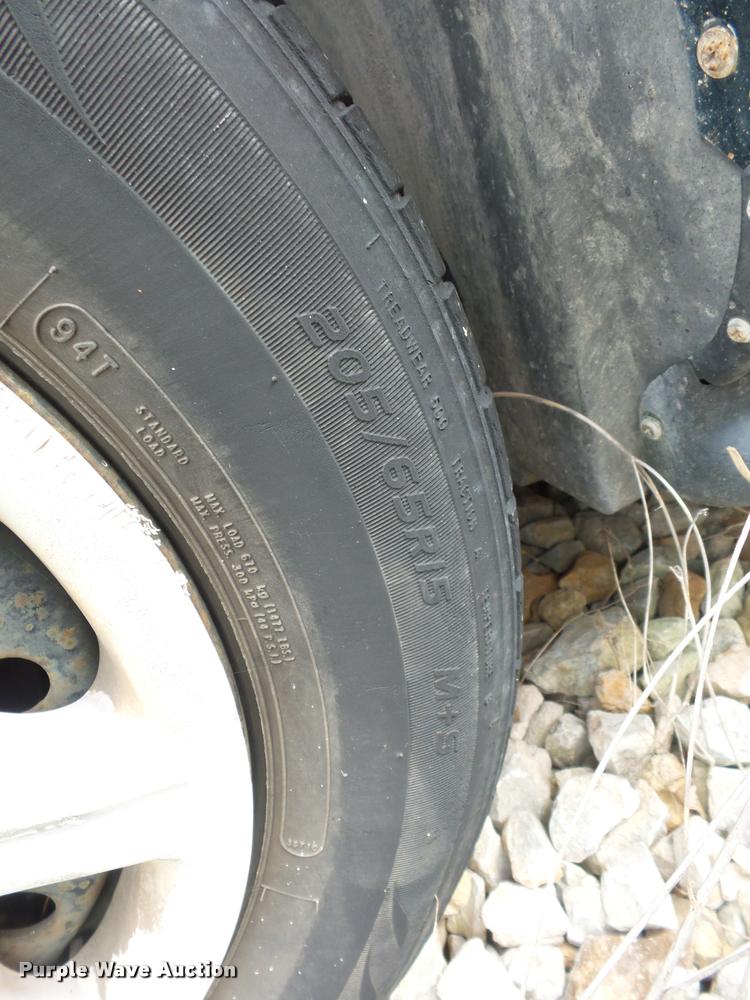 image for item L4295 1997 Ford Taurus