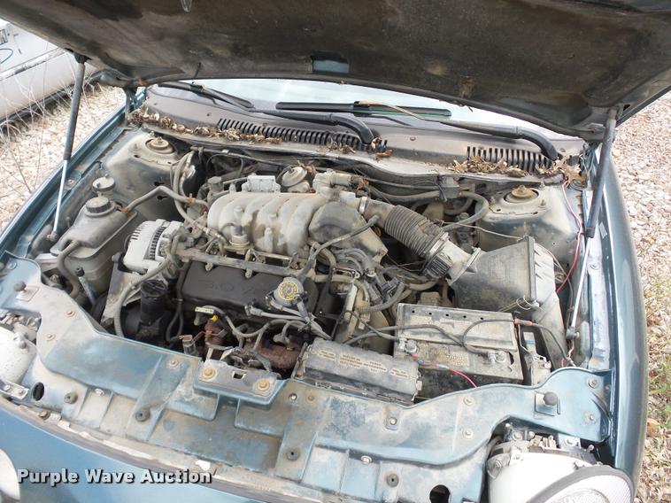 image for item L4295 1997 Ford Taurus