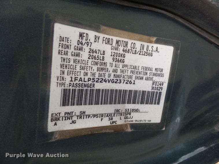 image for item L4295 1997 Ford Taurus