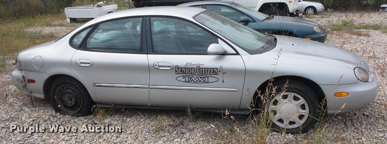 image for item L4296 1997 Ford Taurus