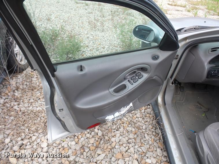 image for item L4296 1997 Ford Taurus