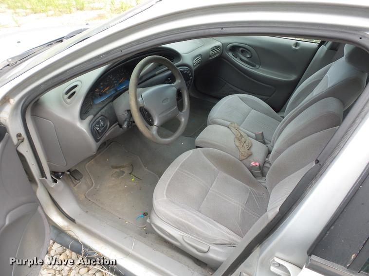 image for item L4296 1997 Ford Taurus