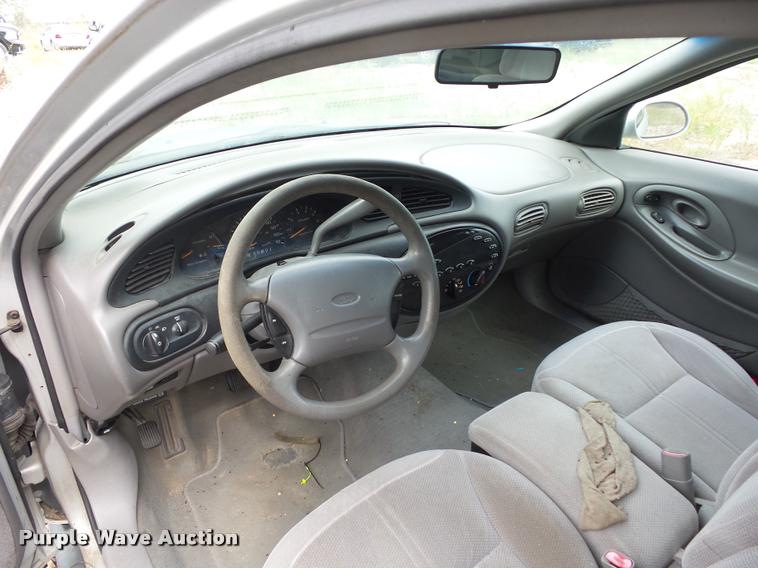 image for item L4296 1997 Ford Taurus