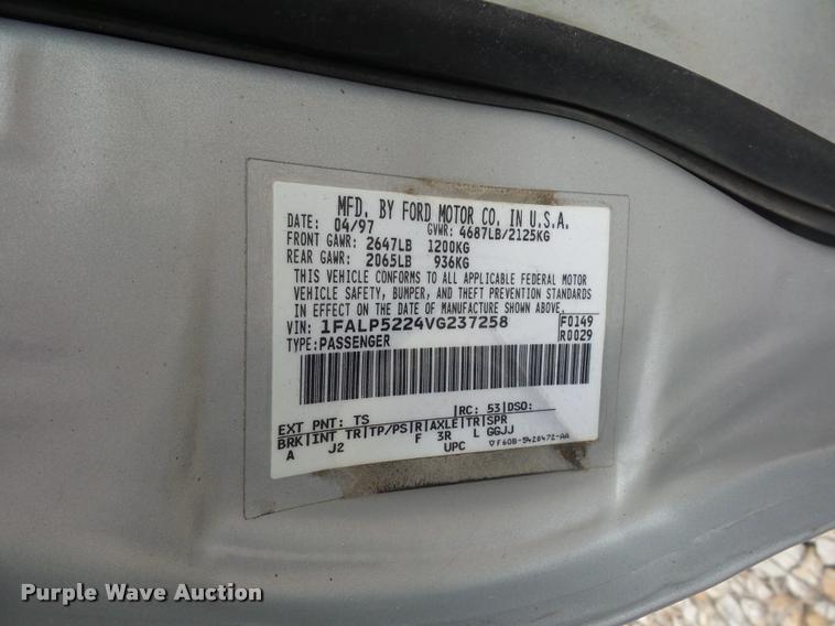 image for item L4296 1997 Ford Taurus