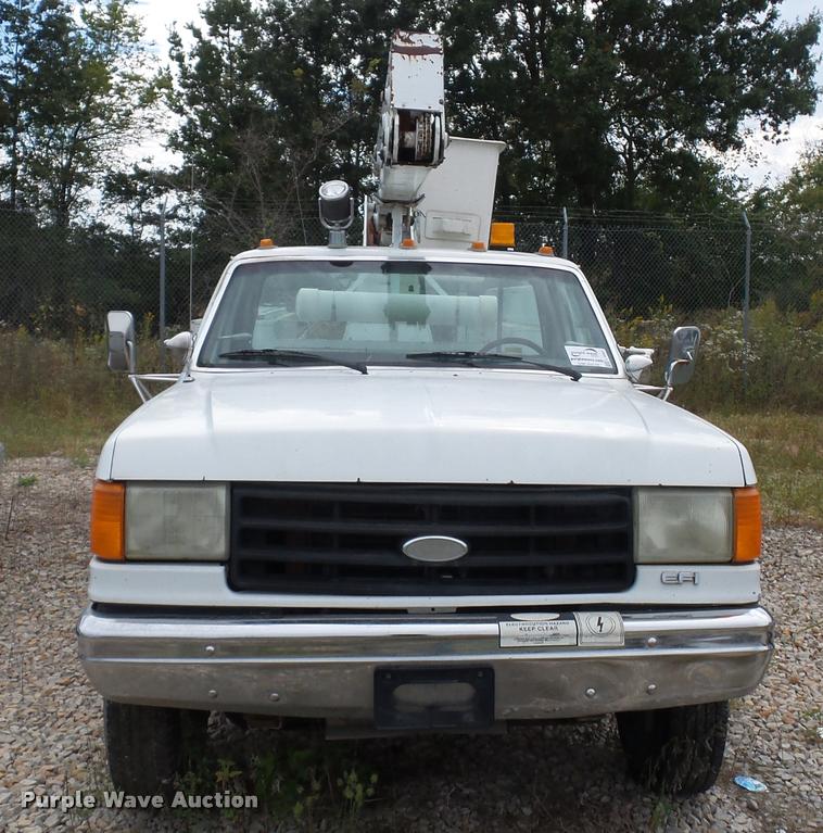 image for item L4297 1988 Ford F450 Super Duty bucket truck