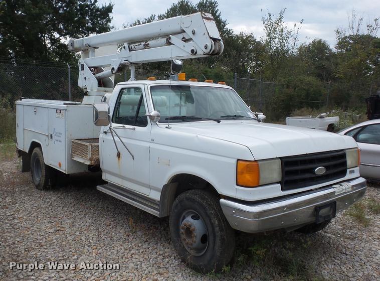 image for item L4297 1988 Ford F450 Super Duty bucket truck