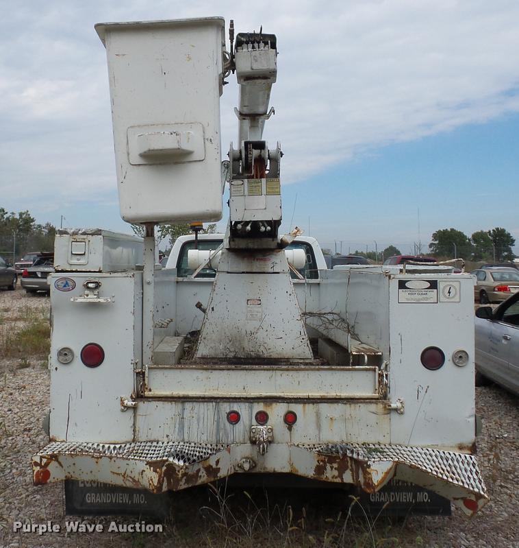 image for item L4297 1988 Ford F450 Super Duty bucket truck