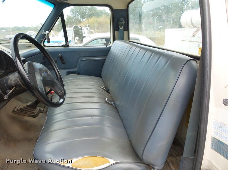 image for item L4297 1988 Ford F450 Super Duty bucket truck