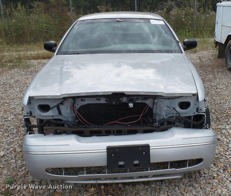 image for item L4298 1998 Ford Crown Victoria Police Interceptor