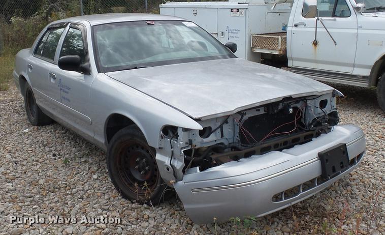image for item L4298 1998 Ford Crown Victoria Police Interceptor