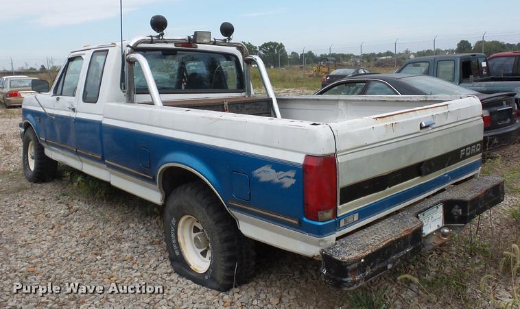image for item L4300 1995 Ford F150 SuperCab pickup truck