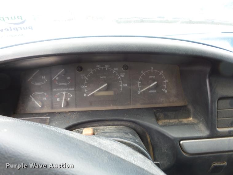 image for item L4300 1995 Ford F150 SuperCab pickup truck