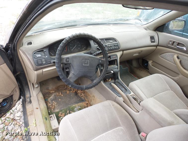 image for item L4301 1996 Honda Accord