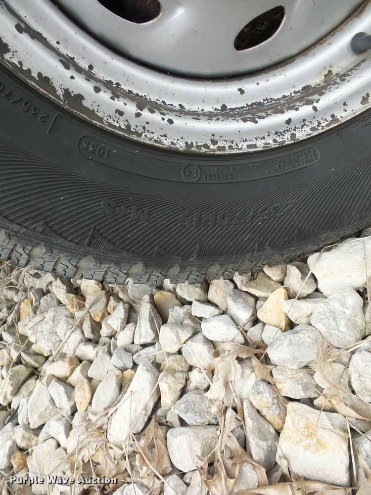 image for item L4302 1997 Ford Ranger SuperCab pickup truck