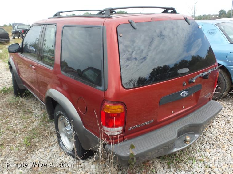 image for item L4303 2000 Ford Explorer SUV