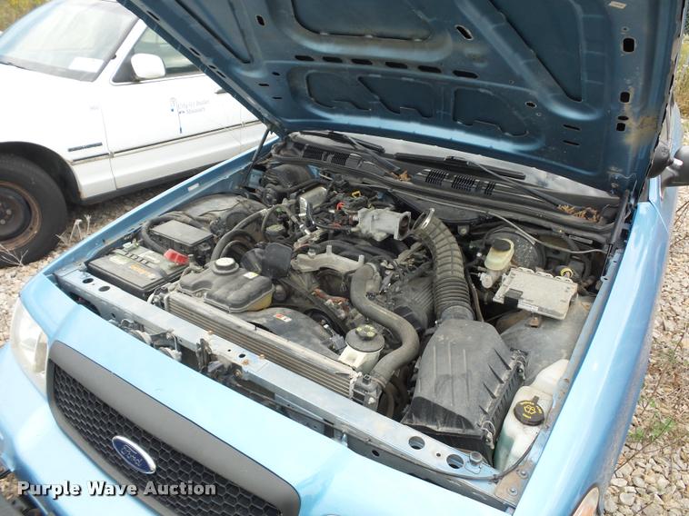 image for item L4304 2005 Ford Crown Victoria Police Interceptor