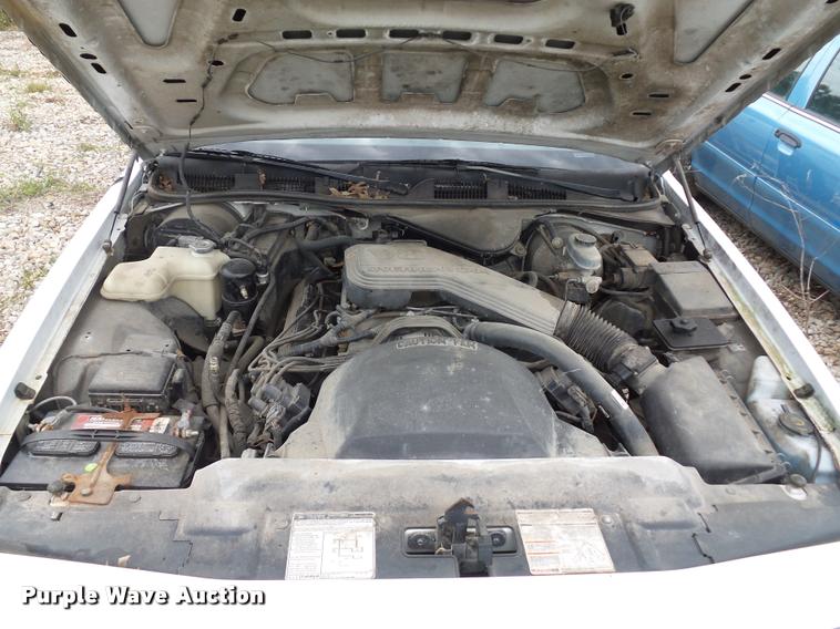 image for item L4305 1992 Ford Crown Victoria