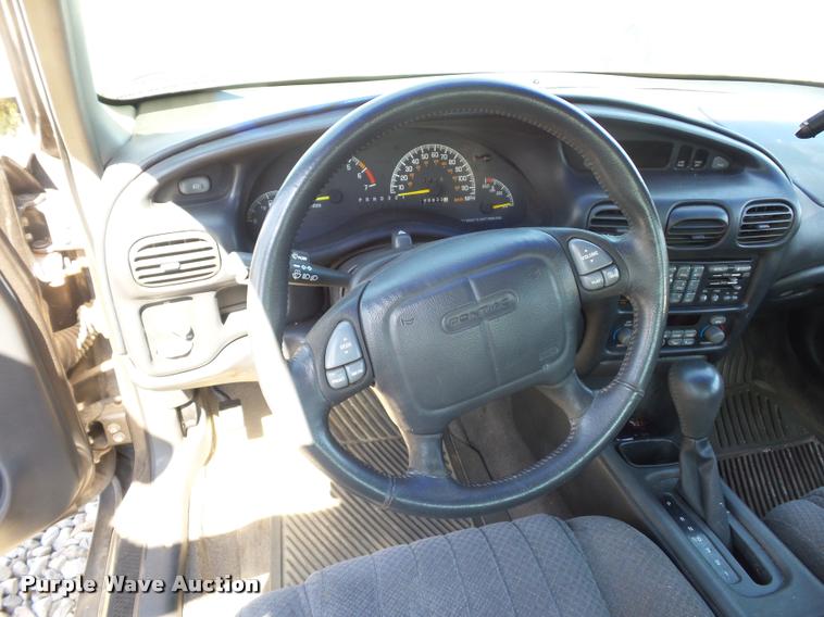 image for item L4307 2000 Pontiac Grand Prix