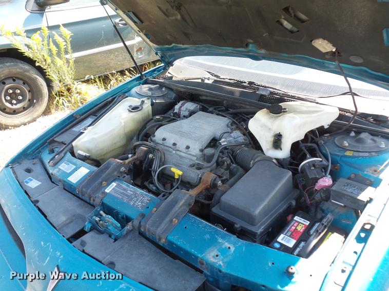 image for item L4311 1992 Pontiac Grand Prix