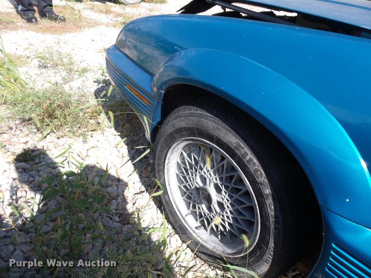 image for item L4311 1992 Pontiac Grand Prix