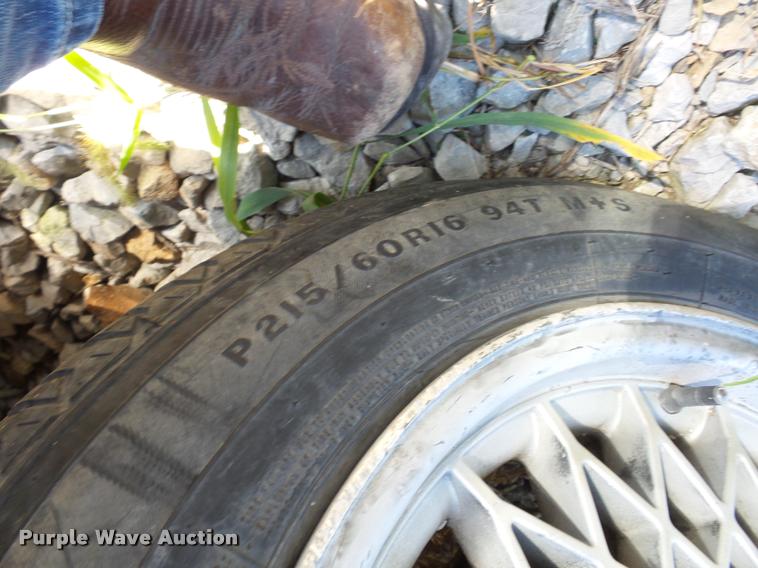 image for item L4311 1992 Pontiac Grand Prix