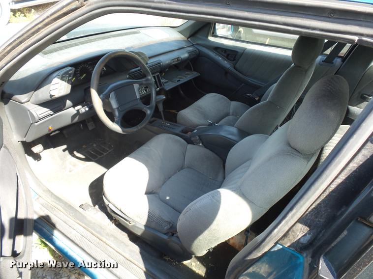 image for item L4311 1992 Pontiac Grand Prix
