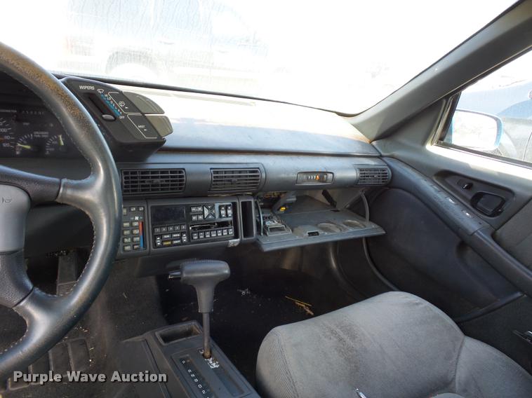 image for item L4311 1992 Pontiac Grand Prix