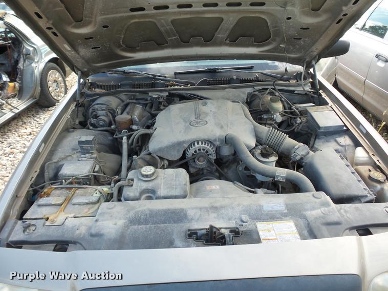 image for item L4314 2001 Ford Crown Victoria Police Interceptor