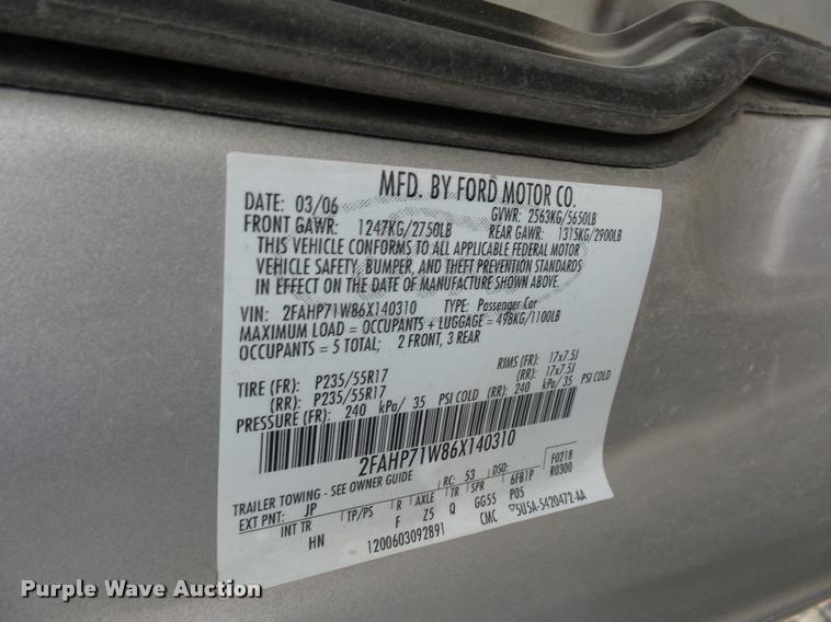 image for item L4315 2006 Ford Crown Victoria Police Interceptor