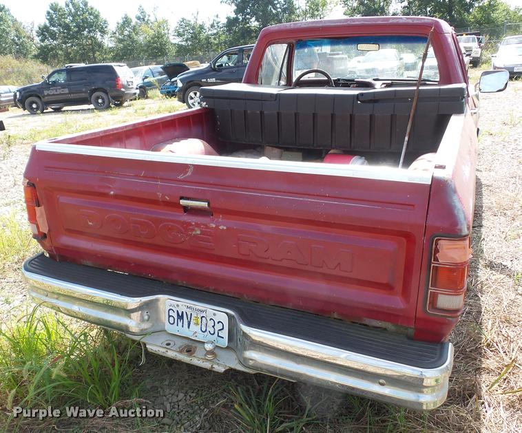 image for item L4317 1983 Dodge D150 pickup truck