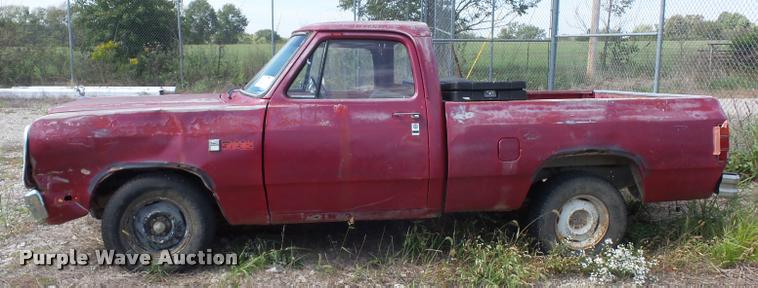 image for item L4317 1983 Dodge D150 pickup truck