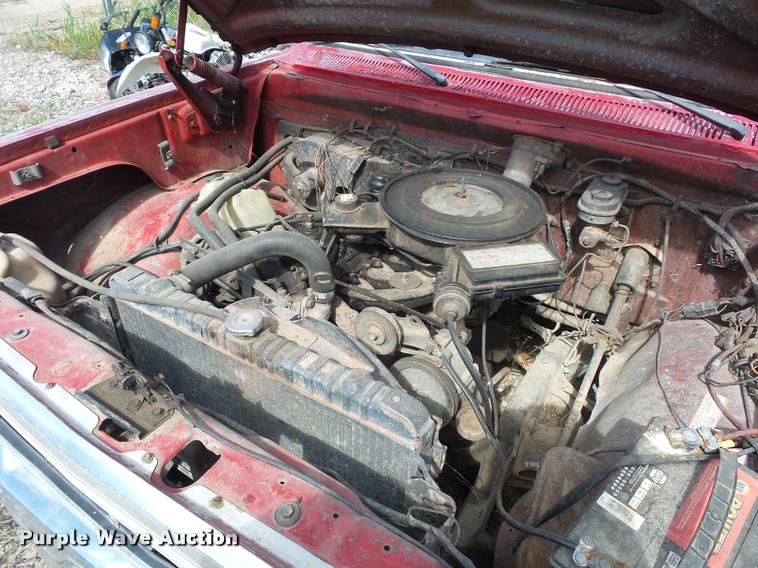 image for item L4317 1983 Dodge D150 pickup truck