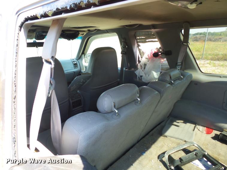 image for item L4320 1997 Ford Explorer SUV