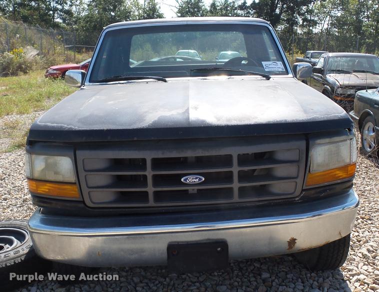 image for item L4321 1993 Ford F250 HD SuperCab pickup truck