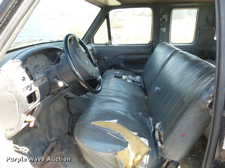 image for item L4321 1993 Ford F250 HD SuperCab pickup truck