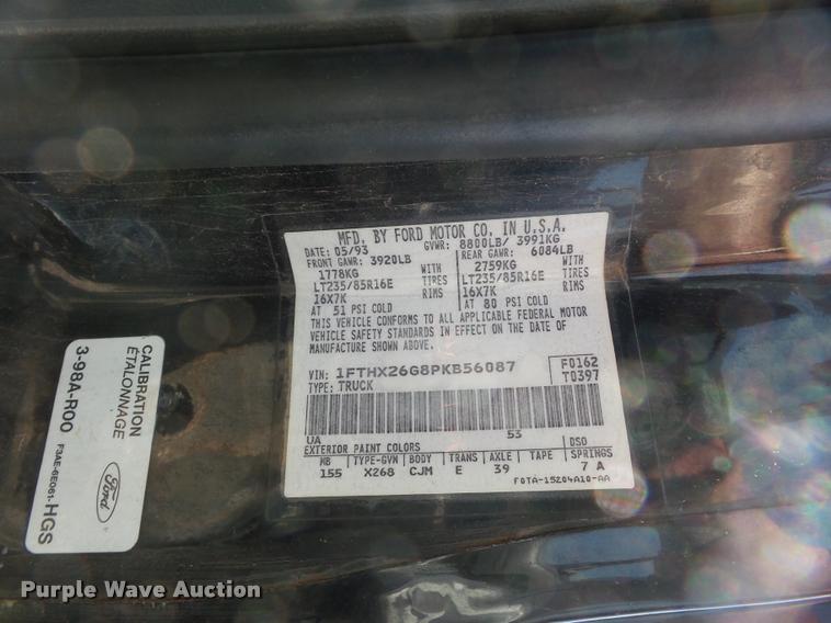 image for item L4321 1993 Ford F250 HD SuperCab pickup truck