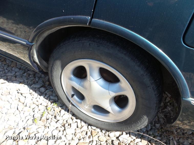 image for item L4322 1997 Oldsmobile Eighty Eight