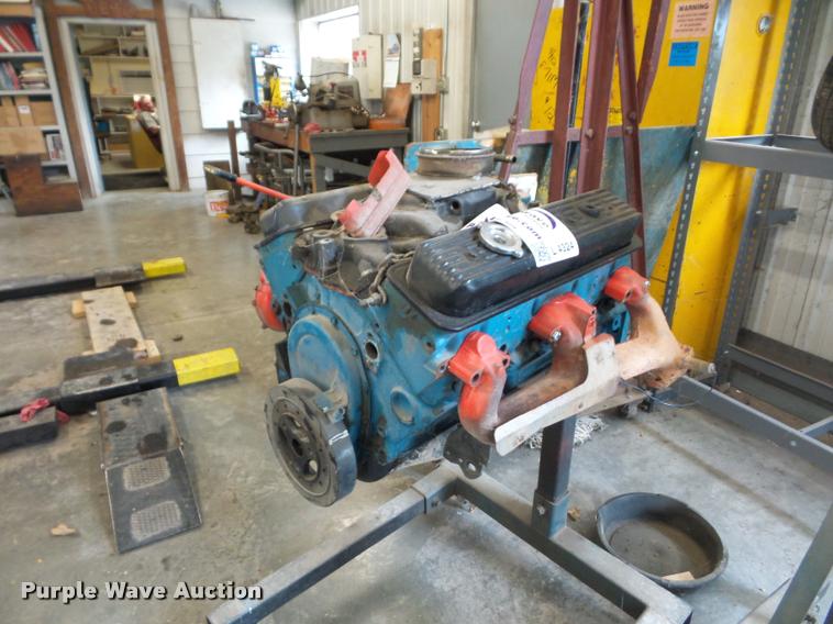 image for item L4324 Chevrolet 350 5.7L gas engine