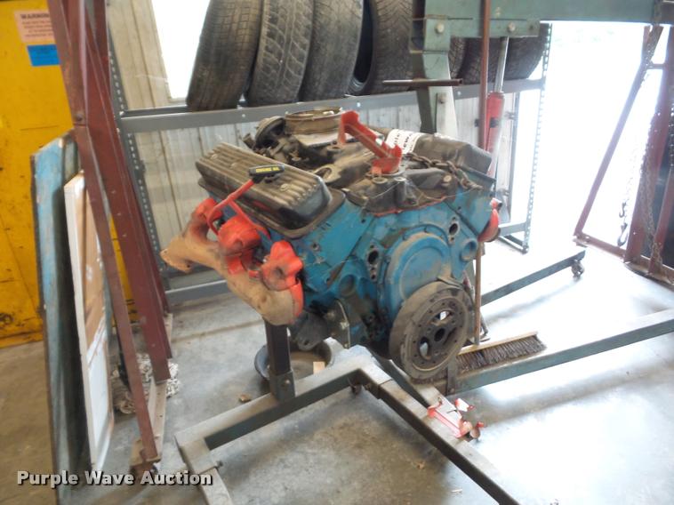 image for item L4324 Chevrolet 350 5.7L gas engine