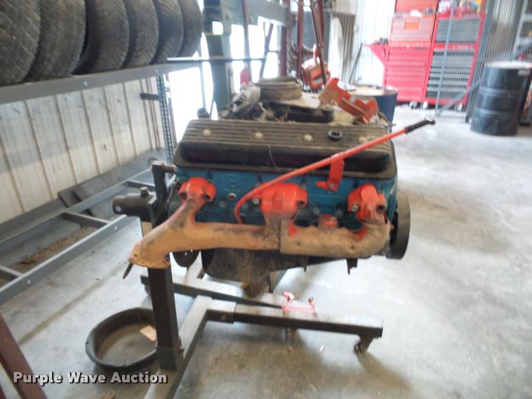 image for item L4324 Chevrolet 350 5.7L gas engine