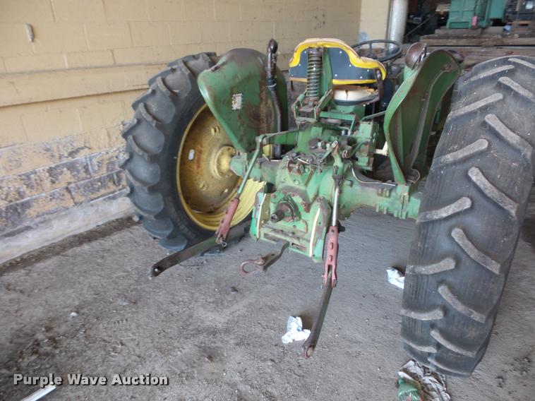 image for item L4325 John Deere 1020 tractor