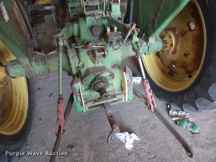 image for item L4325 John Deere 1020 tractor