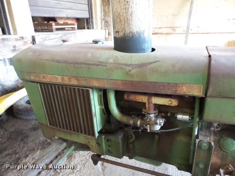 image for item L4325 John Deere 1020 tractor