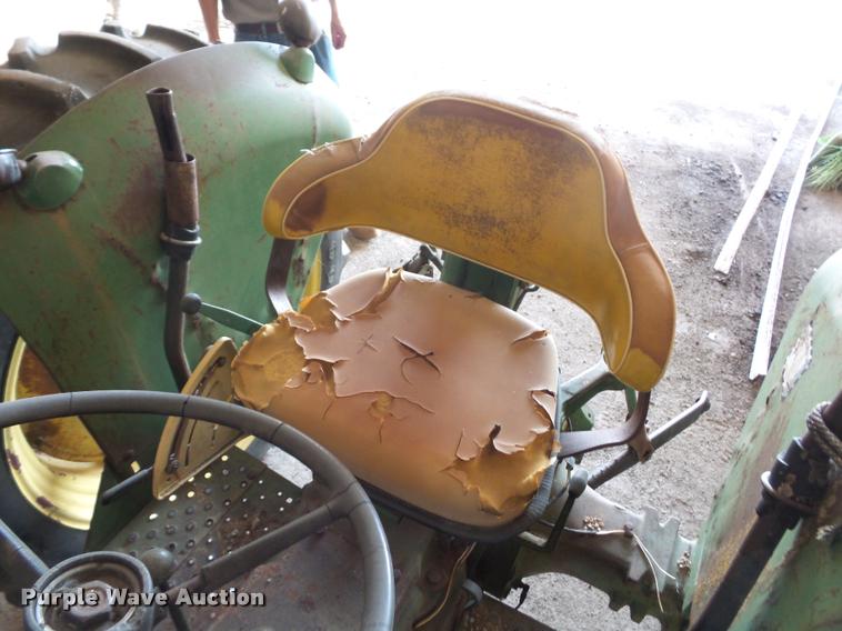 image for item L4325 John Deere 1020 tractor