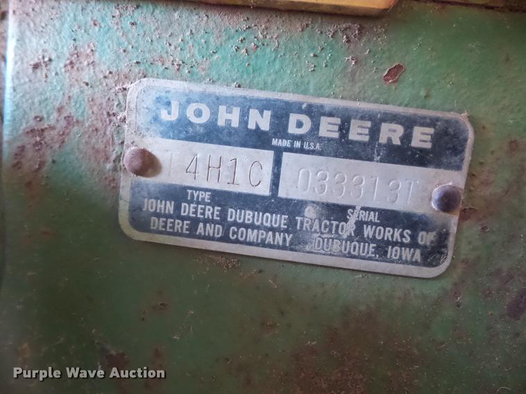 image for item L4325 John Deere 1020 tractor