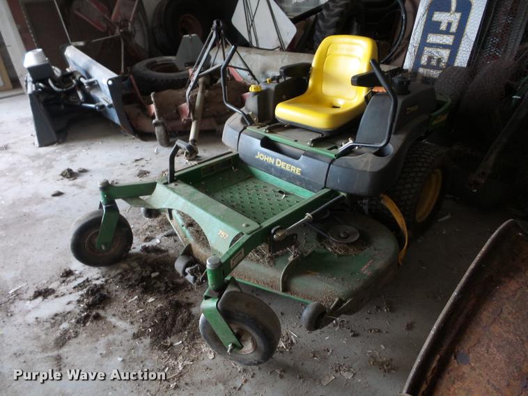 image for item L4326 John Deere 757 ZTR lawn mower
